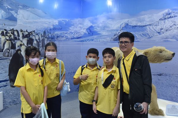 โรงเรียนปรีชานุศาสน์